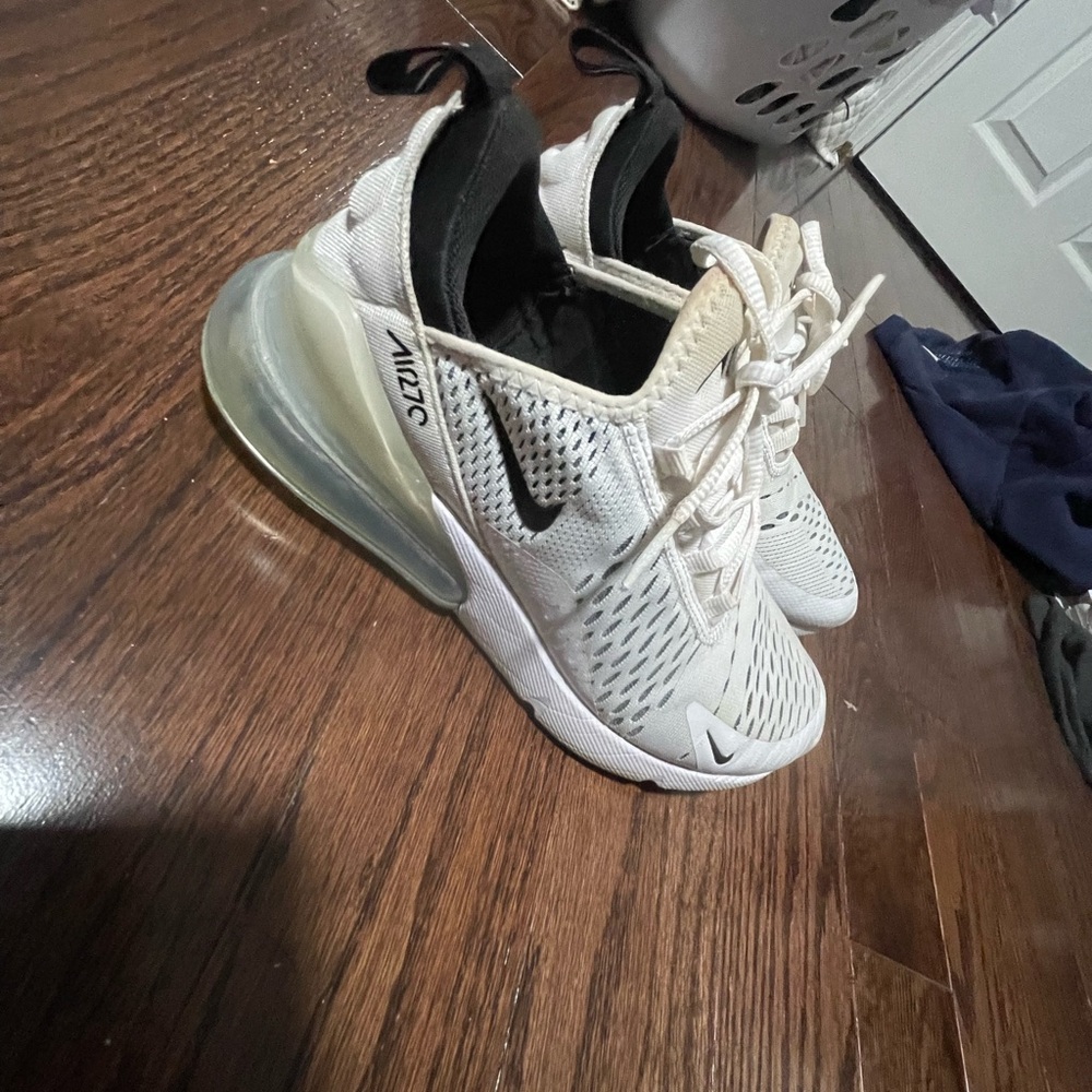 Nike Air Max 270 Cream and Black Sneakers